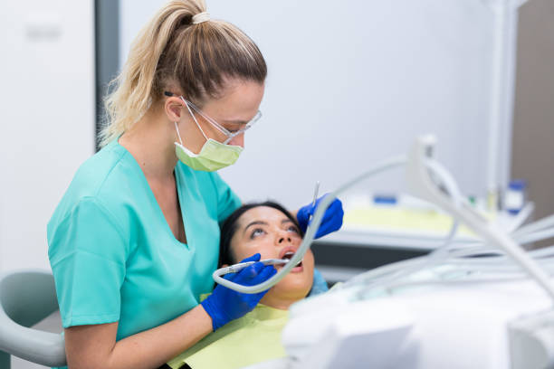 Best Dentist for Tooth Abscess  in Altamont, IL